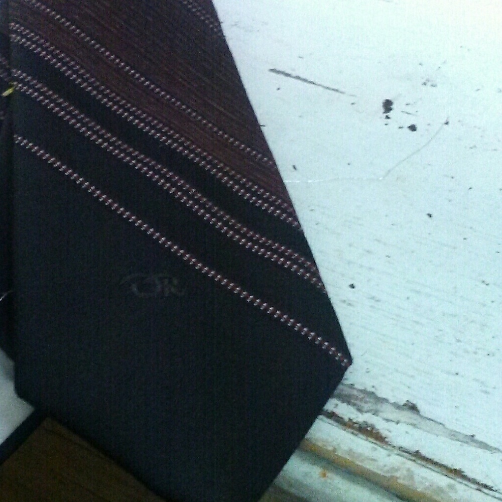 Oscar De La Renta tie